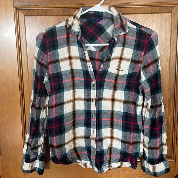 Aeropostale Tops - Plaid Flannel with chest pocket